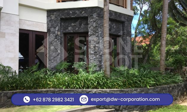 exterior-look-tropical-house-holiday-inn-resort-bali